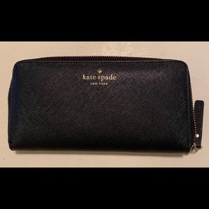 Kate Spade Zip Wallet